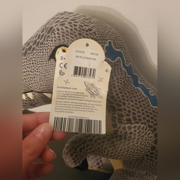 Jurassic Park build a bear raptor - Picture 4 of 7